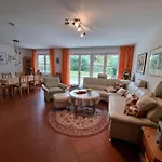 Zur Alleenstrasse Losentitz - Mit Garten Und Carport Vakantiehuis