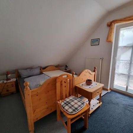 Zur Alleenstrasse بيت للعطل